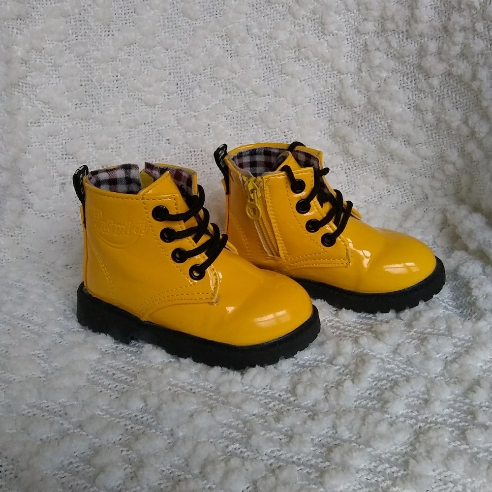 Like New Toddler Boots